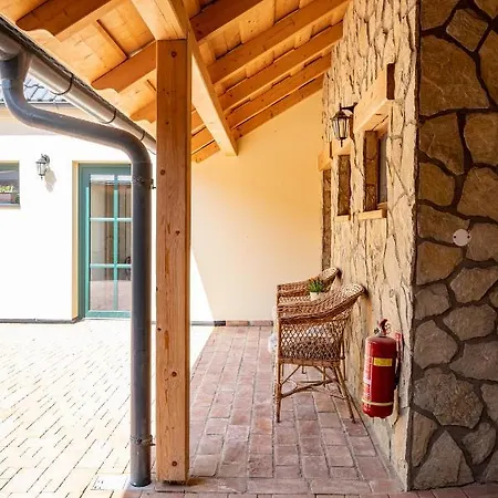 U Katalpy Guest house