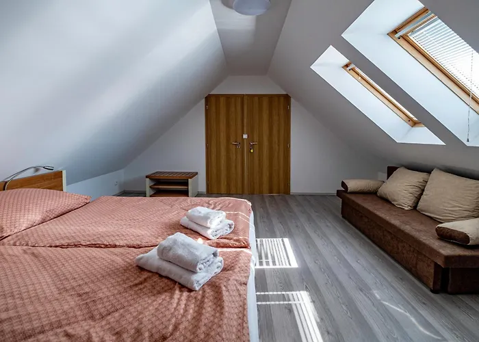 Penzion U Katalpy Sedlec (Breclav)